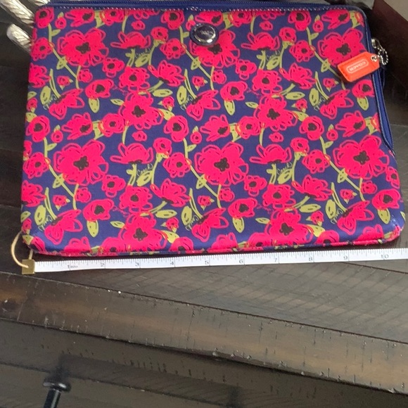Coach Silk tablet sleeve - Picture 6 of 7